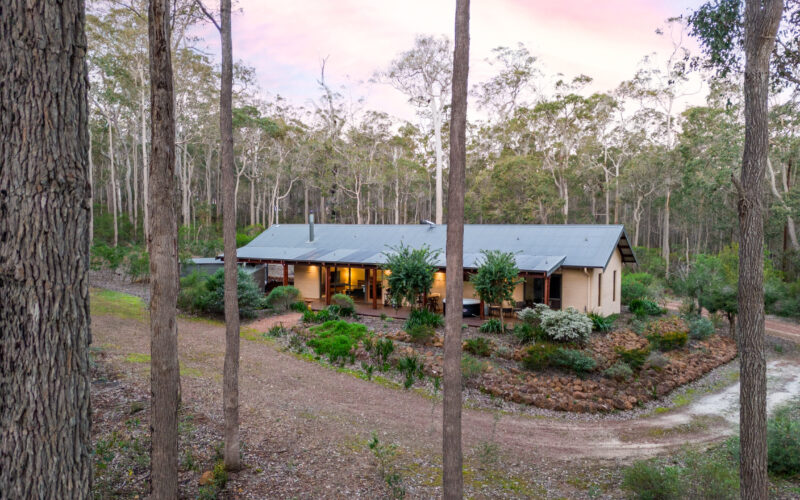 Jarrah Grove Forest Retreat